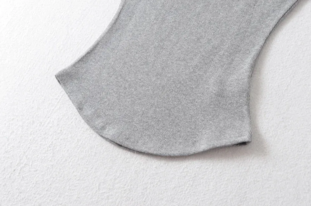 Women's Sleeveless Turtleneck Top – Slim Fit, Stretchy High Neck Tank for Summer