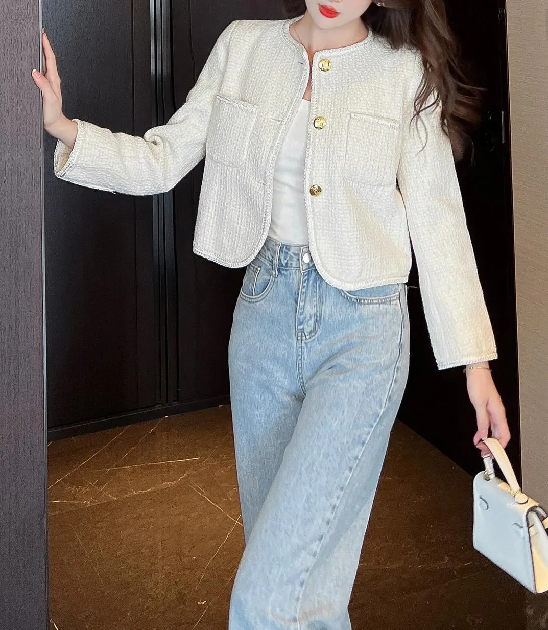 Women's Solid Button-up Blazer in Trendy Cropped Style